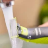 Aparador de Pelos OneBlade Cinza Com Verde QP2521/10 Philips Aparador de Pelos OneBlade Cinza Com Verde QP2521/10 Philips